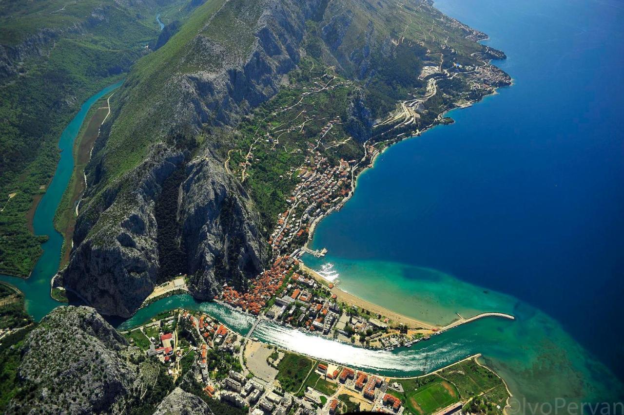 Apartman R.R. Omiš Exterior foto